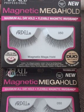 Ardell Magnetic Mega Hold False Lashes - Black SET OF 2
